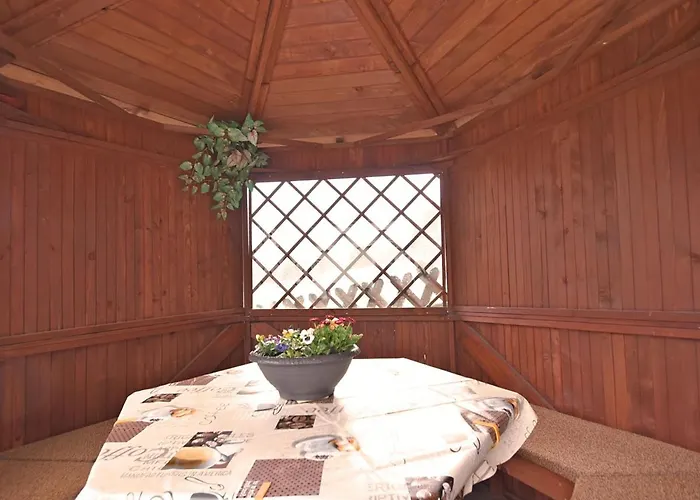 شقة Modish In Sohl With Terrace